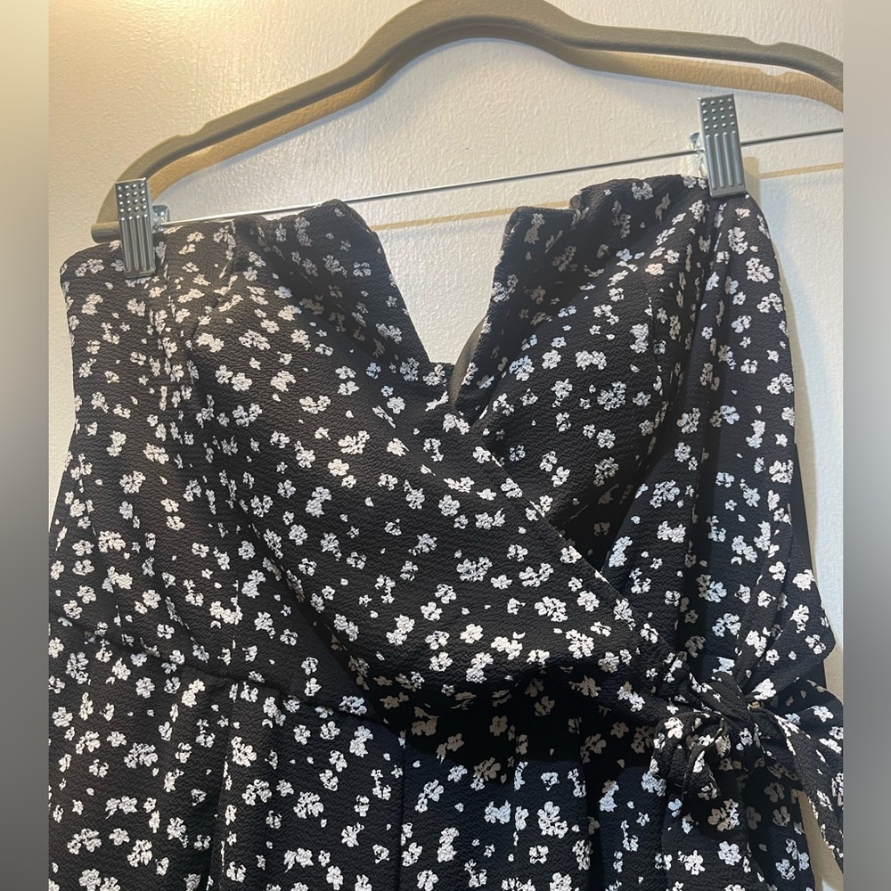 *NWT* Trixxi Dressy Jumper Romper Woman’s Size Large - Picture 6 of 10